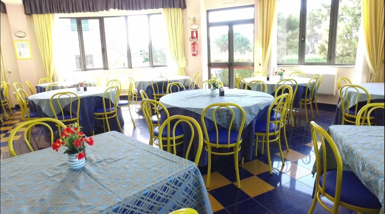 Club Esse Aquilia Beach Village Badolato Marina Eksteriør bilde